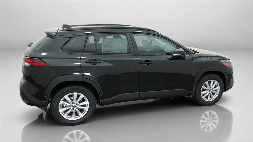 New 2026 Toyota Corolla Cross LE FWD image 13