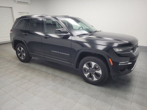 Used 2022 Jeep Grand Cherokee Limited 4xe image 11