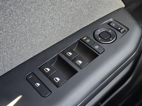 New 2025 Kia K4 EX image 21