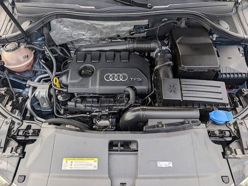 Used 2018 Audi Q3 2.0T Premium Plus w/ Premium Plus Package image 18