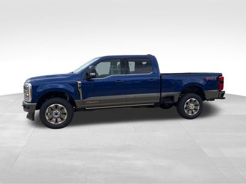 New 2026 Ford F350 King Ranch w/ FX4 Off-Road Package AWD/4WD image 4