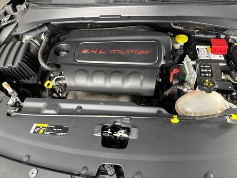 Used 2022 Jeep Compass Limited AWD/4WD image 34