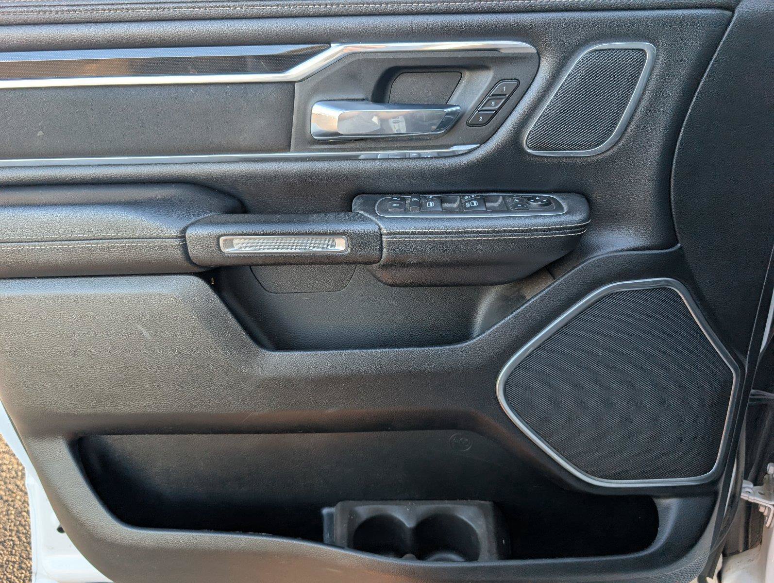 Used 2021 RAM 1500 Laramie AWD/4WD image 19