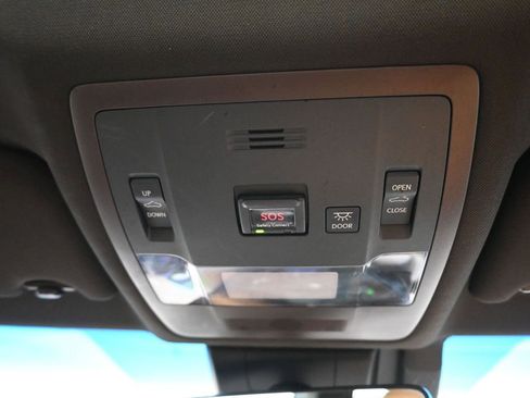 Used 2019 Lexus ES 350 w/ Premium Package image 24