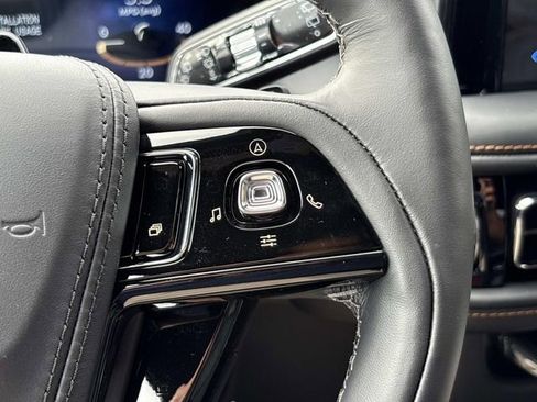 New 2026 Lincoln Aviator Black Label w/ Jet Appearance Package AWD/4WD image 27