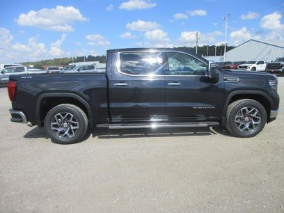 New 2026 GMC Sierra 1500 SLT w/ SLT Premium Plus Package