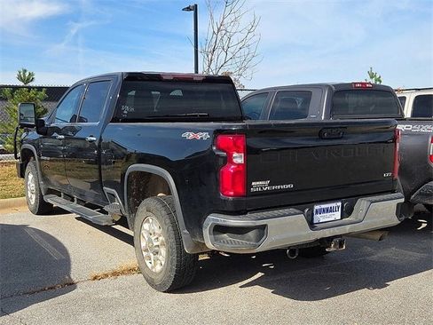 Used 2022 Chevrolet Silverado 2500 LTZ image 4