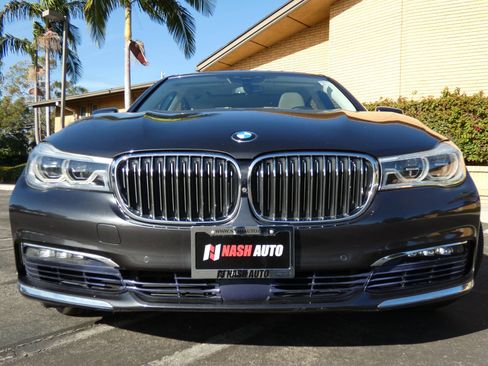 Used 2016 BMW 750i xDrive image 14