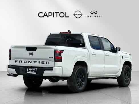 New 2026 Nissan Frontier SV image 5