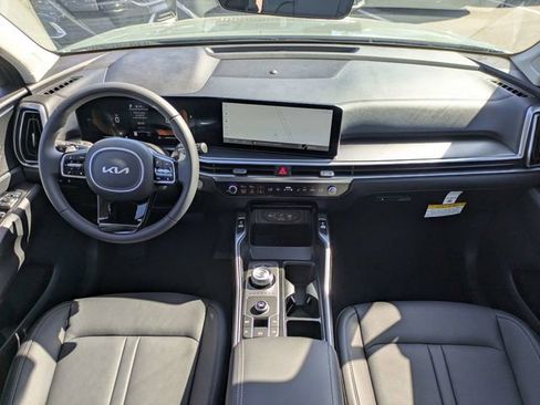 New 2025 Kia Sorento EX AWD/4WD image 14