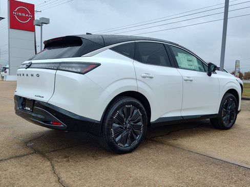 New 2026 Nissan Murano Platinum image 5