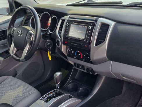 Used 2015 Toyota Tacoma 4x4 Double Cab image 21