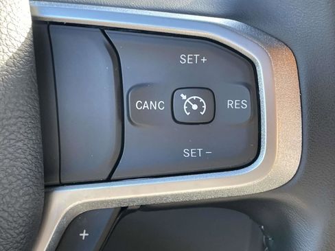 Used 2024 RAM 2500 Big Horn w/ Bed Utility Group image 19