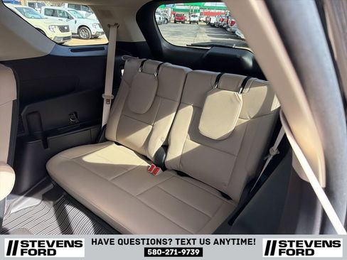 Used 2022 Ford Explorer Limited w/ Equipment Group 301A image 35