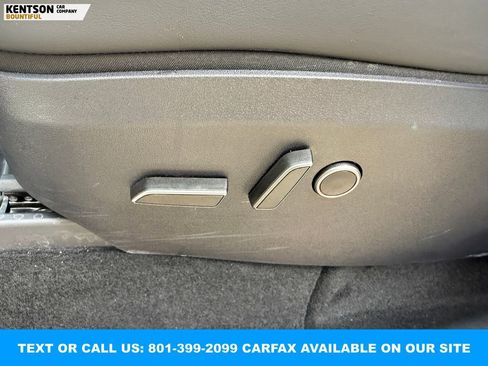 Used 2025 Tesla Model Y Long Range image 30