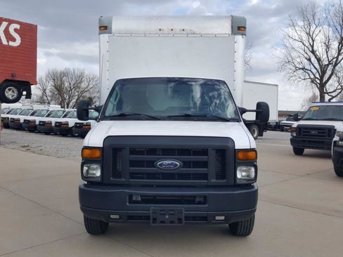 Used 2012 Ford E-350 and Econoline 350 Super Duty image 4