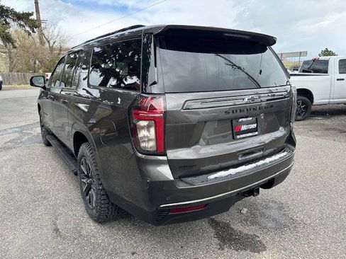 Used 2021 Chevrolet Suburban Z71 w/ Z71 Signature Package AWD/4WD image 7