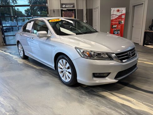 Used 2015 Honda Accord EX-L image 1