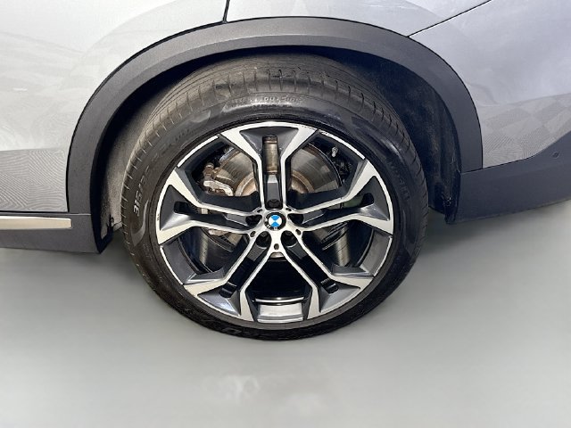 Used 2024 BMW X5 sDrive40i RWD image 36