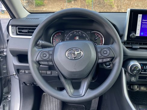 Certified 2023 Toyota RAV4 XLE w/ Convenience Package image 13