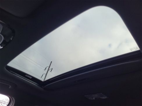 Used 2022 Hyundai Santa Cruz SEL Premium image 17