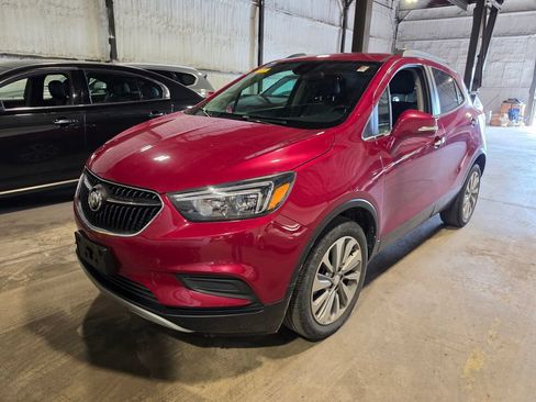 Used 2019 Buick Encore Preferred FWD image 1
