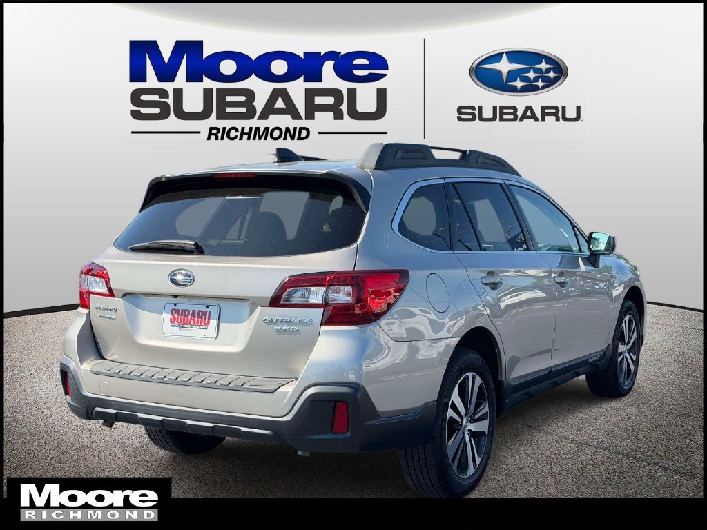Used 2019 Subaru Outback 3.6R Limited AWD/4WD image 2