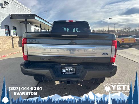 Used 2017 Ford F350 Platinum w/ Platinum Ultimate Package image 4