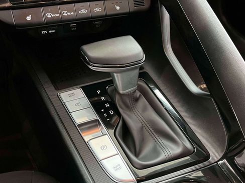 Used 2023 Hyundai Elantra SEL w/ Convenience Package image 27