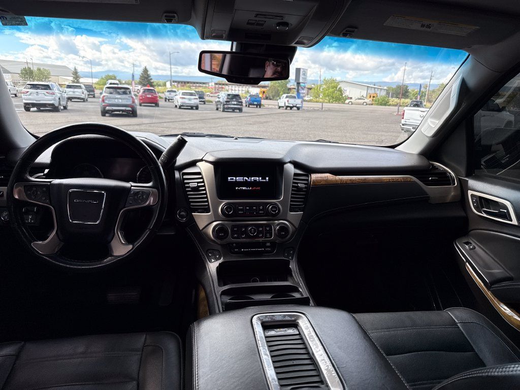 Used 2016 GMC Yukon Denali w/ Open Road Package AWD/4WD image 15