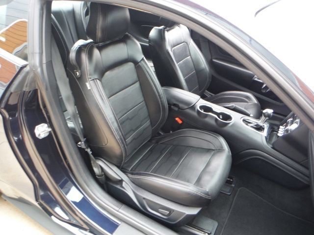 Used 2021 Ford Mustang GT Premium w/ GT Performance Package RWD image 28