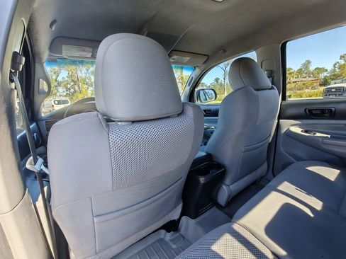 Used 2014 Toyota Tacoma 4x4 Double Cab image 28