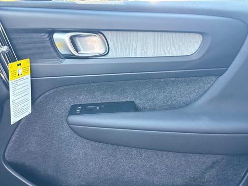 New 2026 Volvo XC40 B5 Plus w/ Climate Package image 21