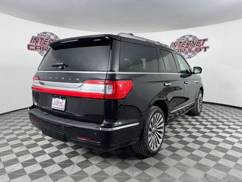 Used 2019 Lincoln Navigator Reserve w/ Cargo Package AWD/4WD image 7