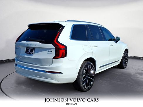 New 2026 Volvo XC90 B6 Ultra w/ Protection Package Premier image 3