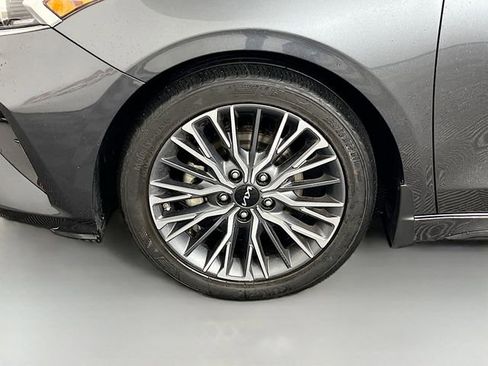 Used 2023 Kia Forte GT-Line w/ GT-Line Premium Package image 9