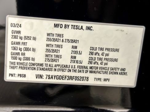 Used 2024 Tesla Model Y Performance image 27