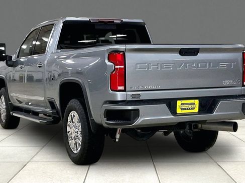 Used 2024 Chevrolet Silverado 2500 High Country w/ Z71 Off-Road Package AWD/4WD image 11