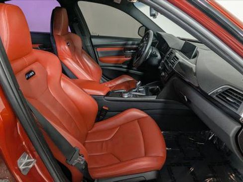 Used 2018 BMW M3 SEDAN image 23