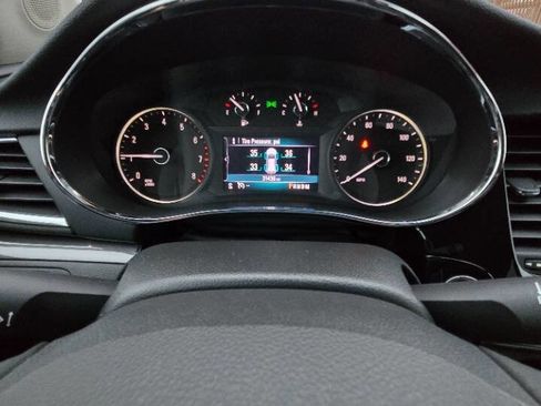 Used 2019 Buick Encore Sport Touring image 37