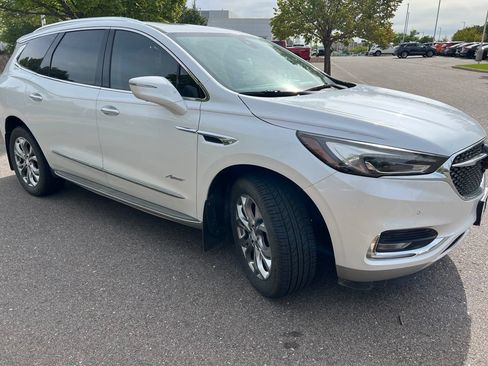 Used 2018 Buick Enclave Avenir w/ Trailering Package AWD/4WD image 8