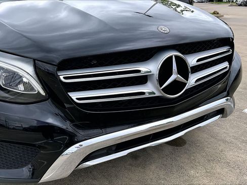 Used 2019 Mercedes-Benz GLC 300 image 27