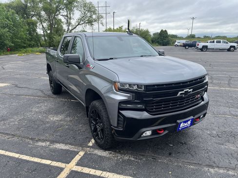Used 2021 Chevrolet Silverado 1500 LT Trail Boss w/ Bed Protection Package AWD/4WD image 8