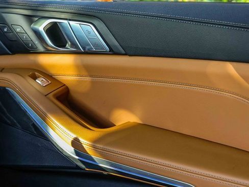 Used 2022 BMW X7 xDrive40i w/ M Sport Package image 16