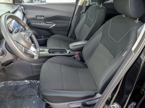 Used 2023 Nissan Kicks SV image 21