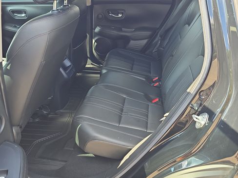 Used 2023 Honda HR-V EX-L image 18