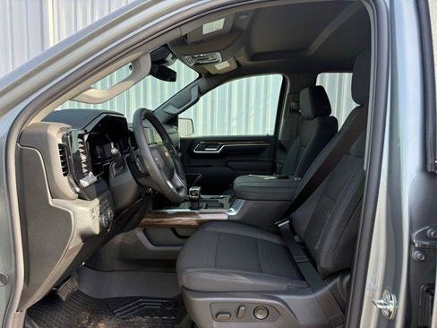 New 2026 Chevrolet Silverado 1500 LT w/ Z71 Off-Road Package AWD/4WD image 6