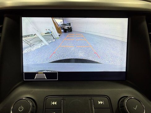 Used 2020 GMC Acadia SLT w/ LPO, Cargo Package image 17