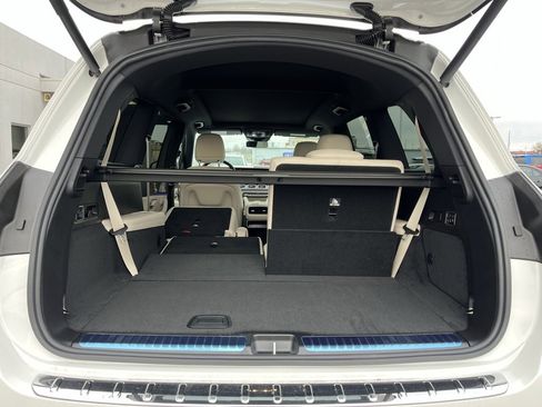 Certified 2025 Mercedes-Benz GLS 450 4MATIC image 63