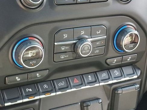 Used 2019 Chevrolet Silverado 1500 LT Trail Boss image 17